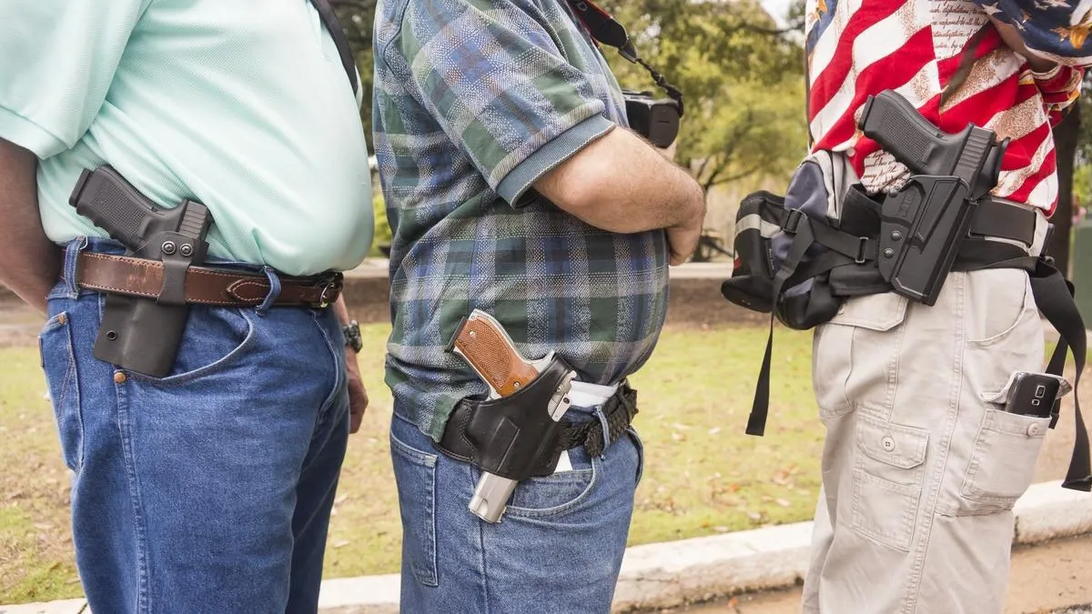 Difference Between Open Carry And Concealed Carry - Q&A